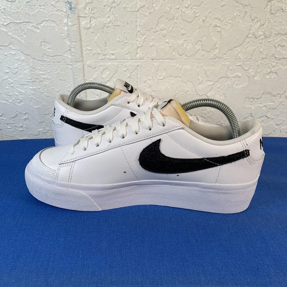 Nike Blazer Low Platform Women 9.5 White Sneakers Black Snakeskin DZ5210-100